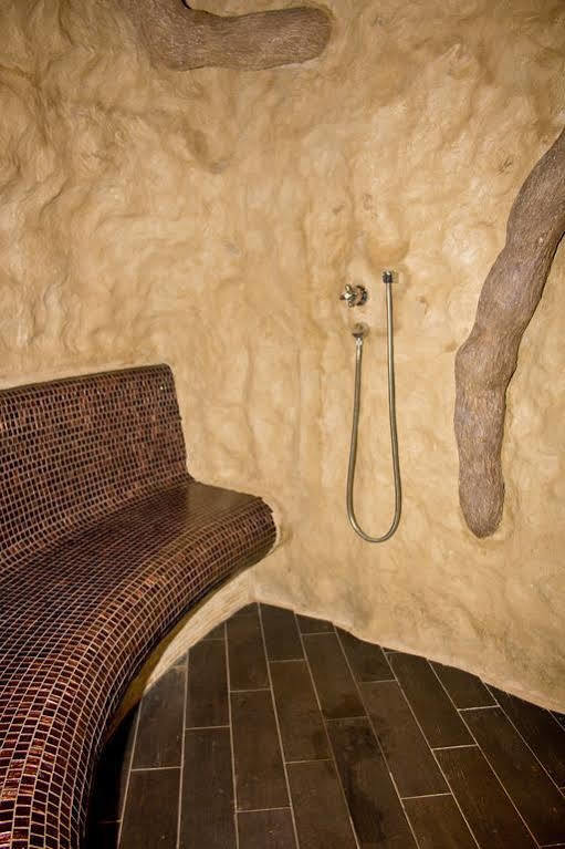 Penzion Precedens Tőketerebes Kültér fotó
